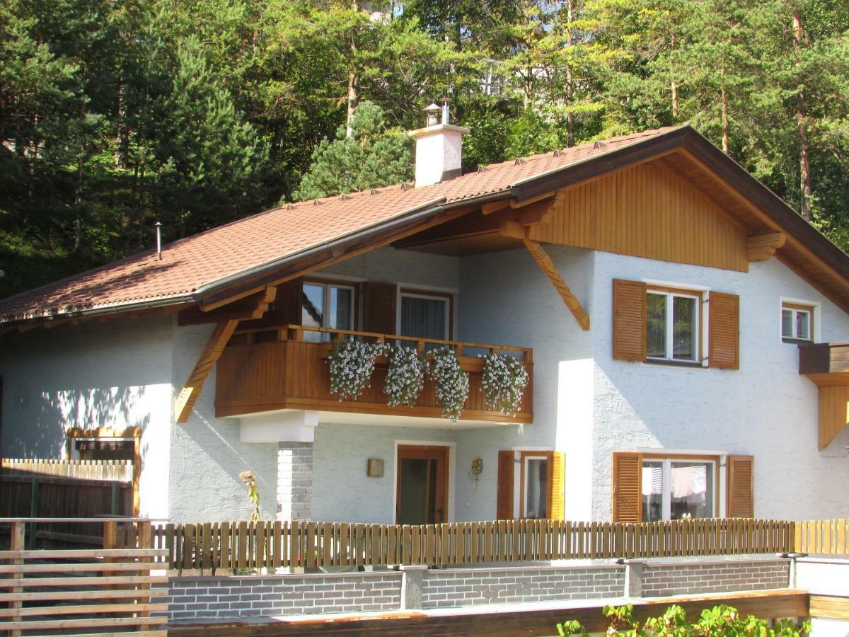 Ferienhaus Tschenett Imst Exteriör bild